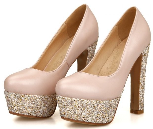 petite heels size 2